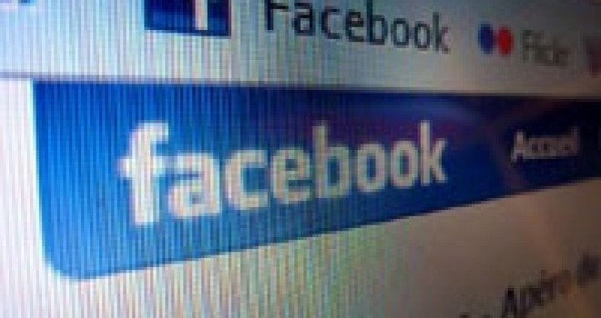 Facebook снова полюбил деньги Facebook снова полюбил деньги